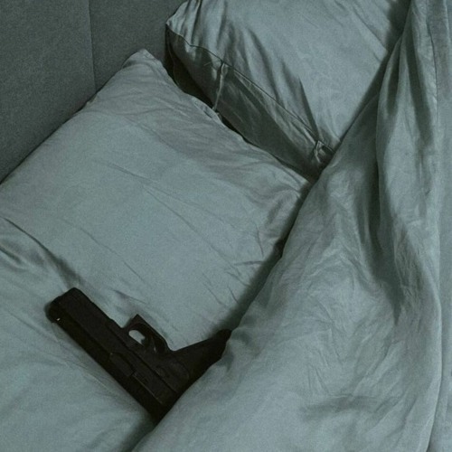 МИЛО - pozer90 (prod. 13shadoww+canessauce_)