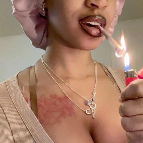 heart in the trash - RockstarPlayboy x Viraltrey (roughmix)