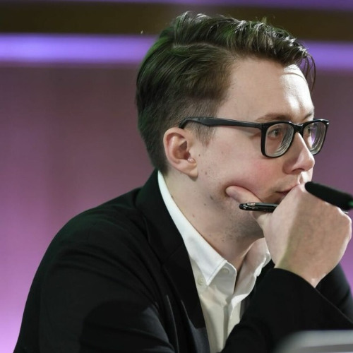 All aboard the far-right bandwagon, with Tom Slater