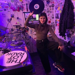 Julia Govor @ The Lot Radio 10 - 08 - 2022