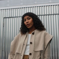 Neve Azul w/ Charlotte Dos Santos 211025