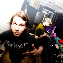 KIQO B2B MAROSI MMMMEHET!