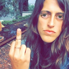 El Diablo Se Acerca (Ft Beatrix Sokol)