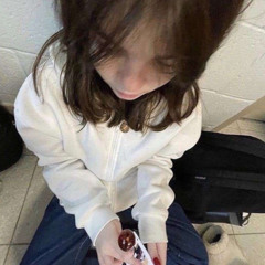 ‎⁨خلي ايدك بيد اخوك⁩