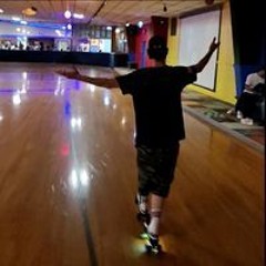 Give Me Somethin' I can Skate To! Volume 001