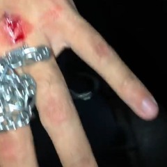 en la joda se armo y te fuiste