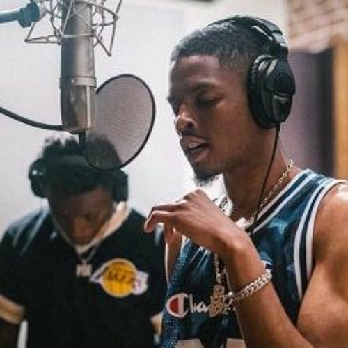Pierre Bourne Cook Up In Car