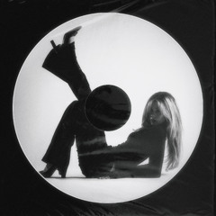 VOGUE - 1998