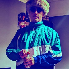 SKINT - Dog Kennel