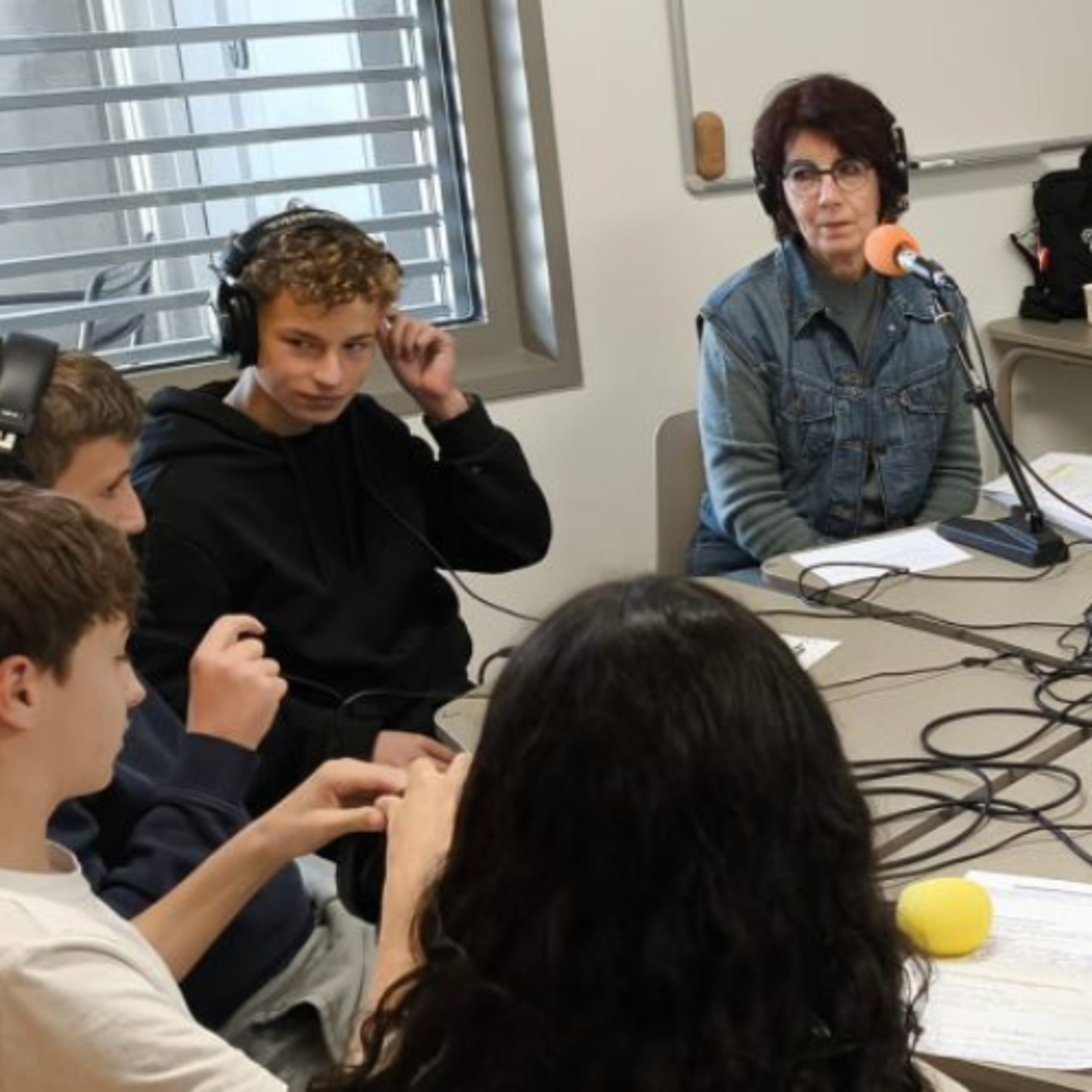 Interview de Mireille MILTSZTAYN Passeuse de mémoire . Version intégrale episode artwork