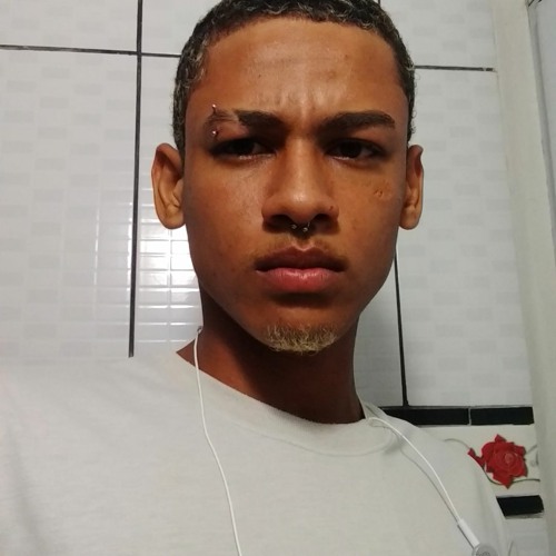 MC Julyn - PASSO COM A GLOCK 170BPM (STUDIO NINE PRODUÇOES))