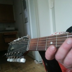 Just had a shower and I'm sitting here in my underpants blues on a 12-string