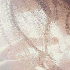 Chrystal Love 献身