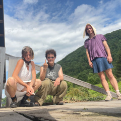 WOODSTOCKHAUSEN 2025 LIVE PERFORMANCE - IRIS, TIN WSKR, Y PARADIS