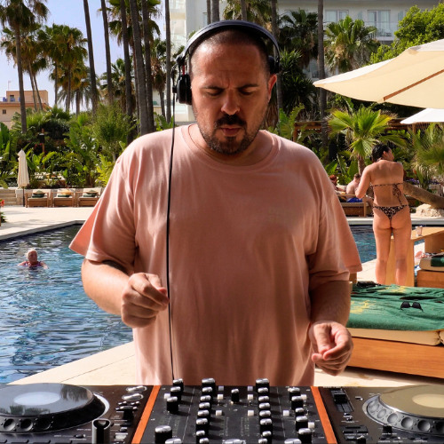 Afro House & Deep Melodic mix by Sebas Ramis at Xhaman Beach Club Mallorca🌴 (Sub_Urban Music 2025)