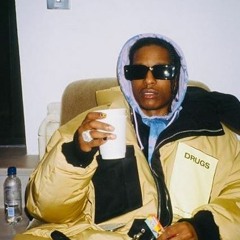 Tory Lanez - Might Be Me (Unreleased)