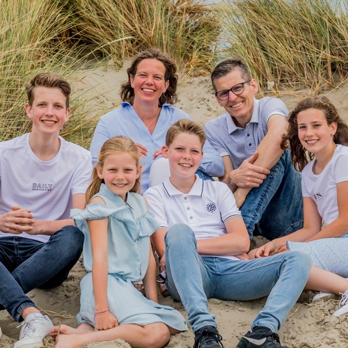 Stream Dankbaar - Margrietha van Geest ft. Tim van Geest by VanGeest ...