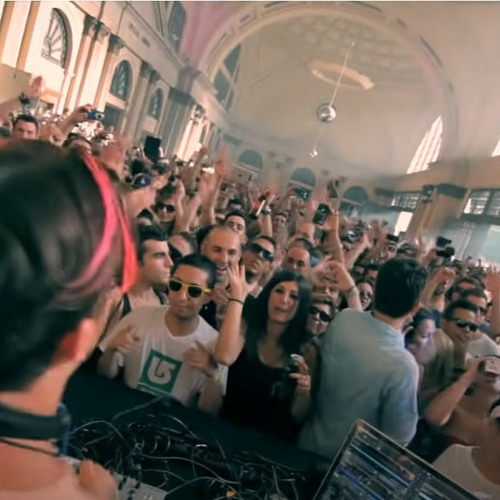 M83 INTRO - Manlio Polzani REMIX (FREE DOWNLOAD)