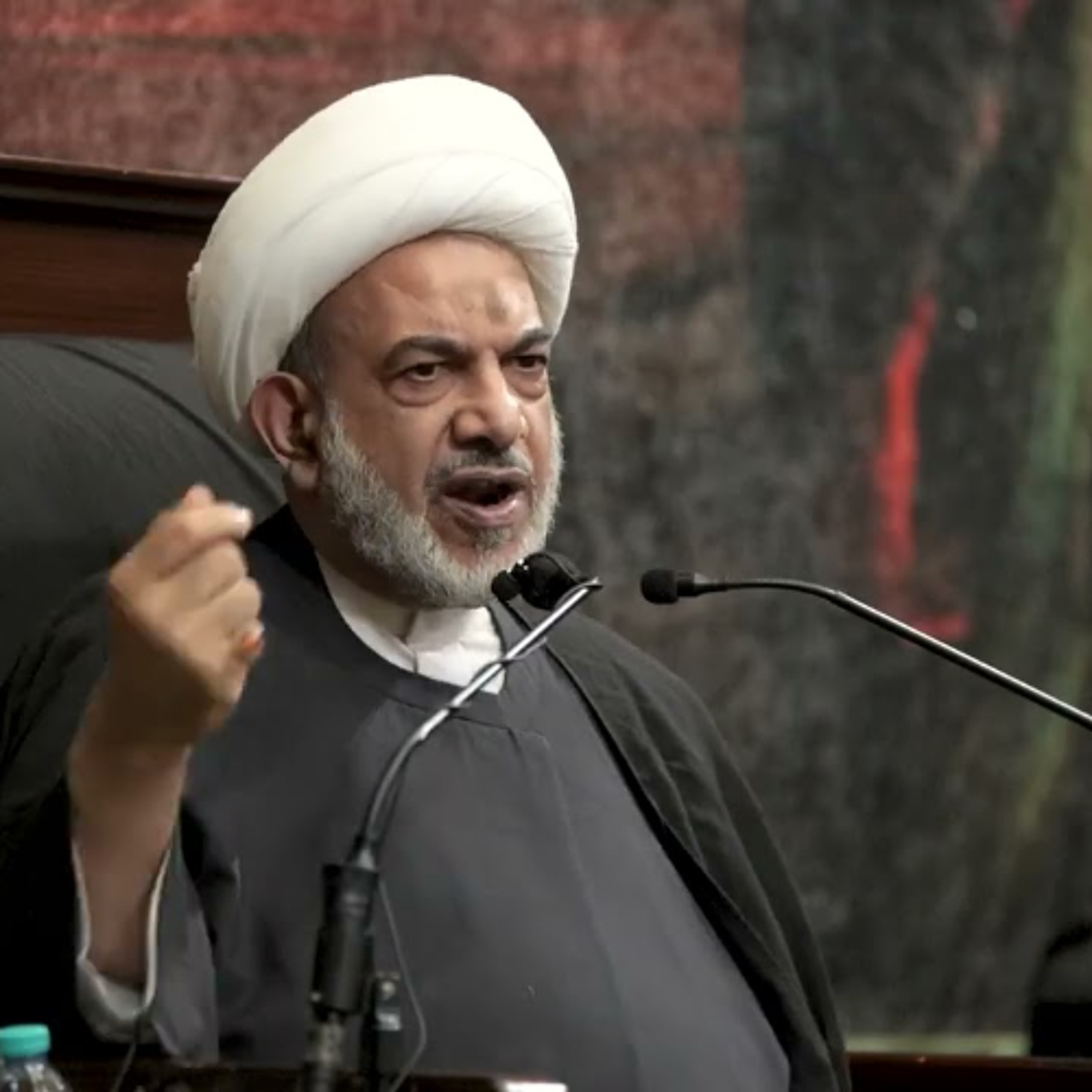 22 التطور التاريخيّ لشعار يالثارات الحسين
