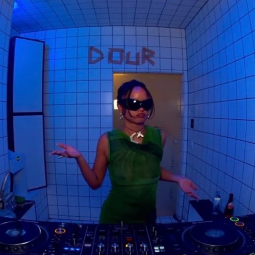 HÖR Berlin x Dour Festival take over Toccororo set June 2023
