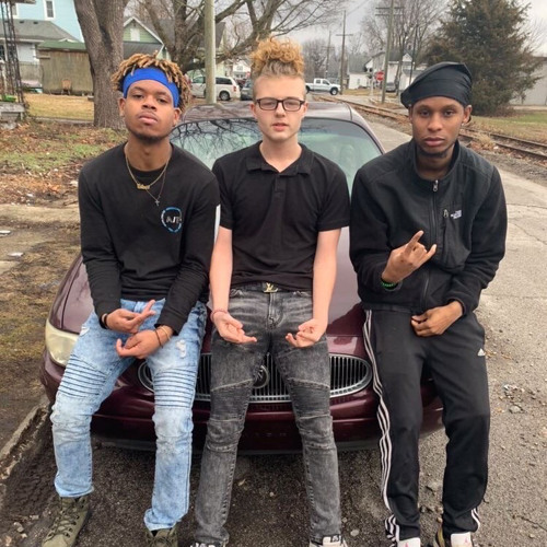 Foenem (feat. Liq2Times & Yung Prophet)