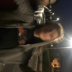 Ironisk og ulovlig sang "Bare å delja på"