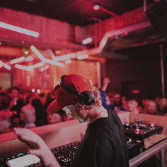 Travis Skelton - Live At The Art Club