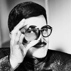 Yt1s.com - سمير غانم  الرجل الذى عطس[1]