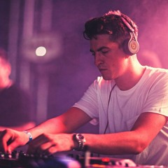 Fearing Love (Skream Dj Tool Remix)[Club Mix]