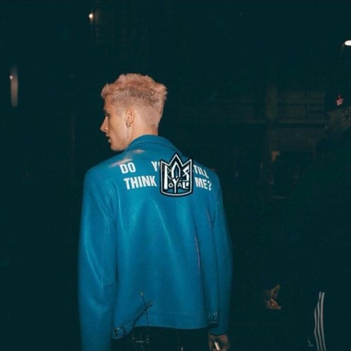 Stream bubble [Machine Gun Kelly type beat] by ross royal 💨 Listen