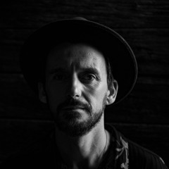 'Calgary' Bon Iver Acoustic Cover - Luke Yeaman Music