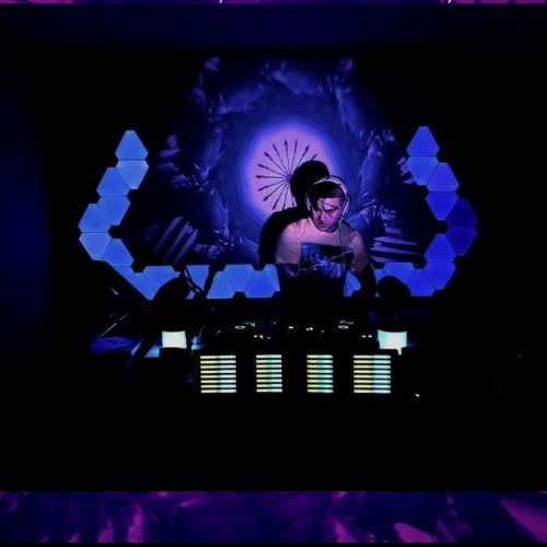 Jose Holiday May 2021 House And Tech DJ Mix - 004
