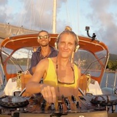 002 Electric Passage - Sunset in Dominica Chill Rainbow House Music