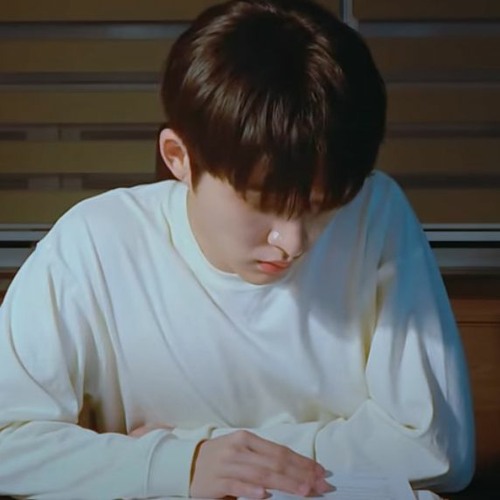 아무렇지도 않아 난( I can't even if I want to)