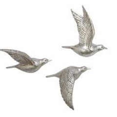 flocking wings outside
