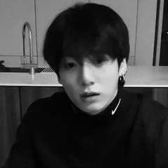 Jungkook singing That That Live on 220615 Vlive (댓댓 정국)