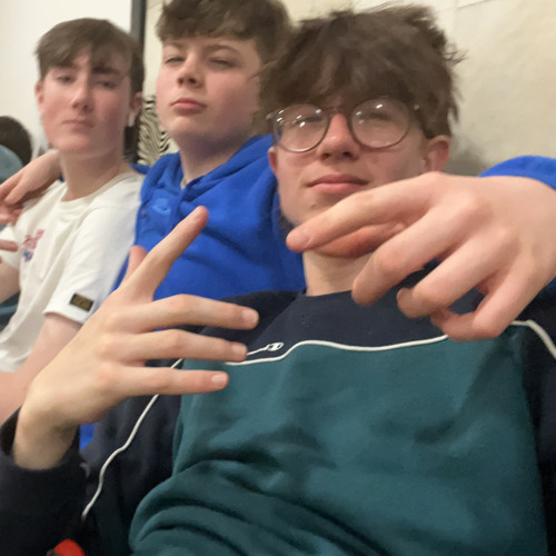 Out Of Space ( Ben meredith )