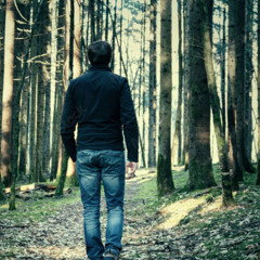 Listen to Hata Motohiro (秦基博) - 02. Orenji no Haikei no Akai