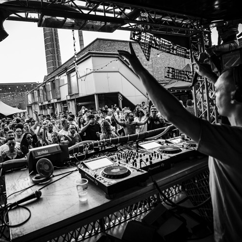Steve Slight @ Thé Dansant - Space Warriors (Klub Melk)
