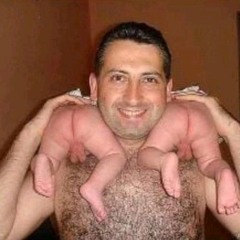 пизда лупасит мясо