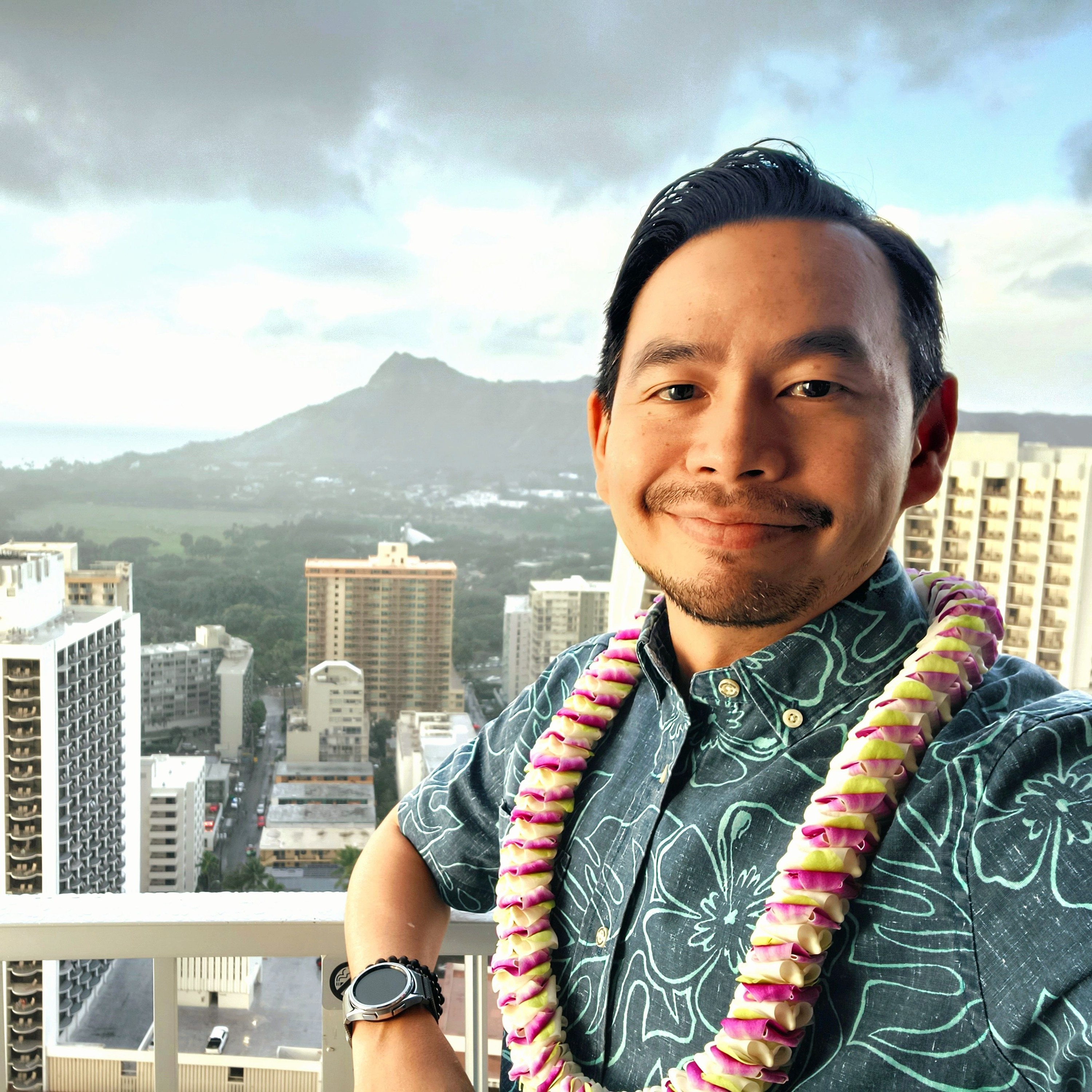 Update on Hawaii -Meet Hawaii Oceania's Kris Phadungkiatipong -Graeme Kemlo episode artwork