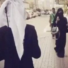 ‎⁨عيسى الاحسائي جادلن مر مع السوق⁩.