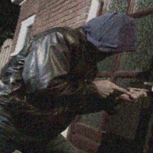 Backdoor (feat. tobiiii)