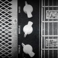 Chloe Et Al - Caught In The Middle