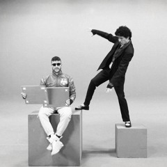 Camp Kubrick Vs The 1975 - Johnny's Online Vs. If You're Too Shy (Let Me Know)(Mash - Up)