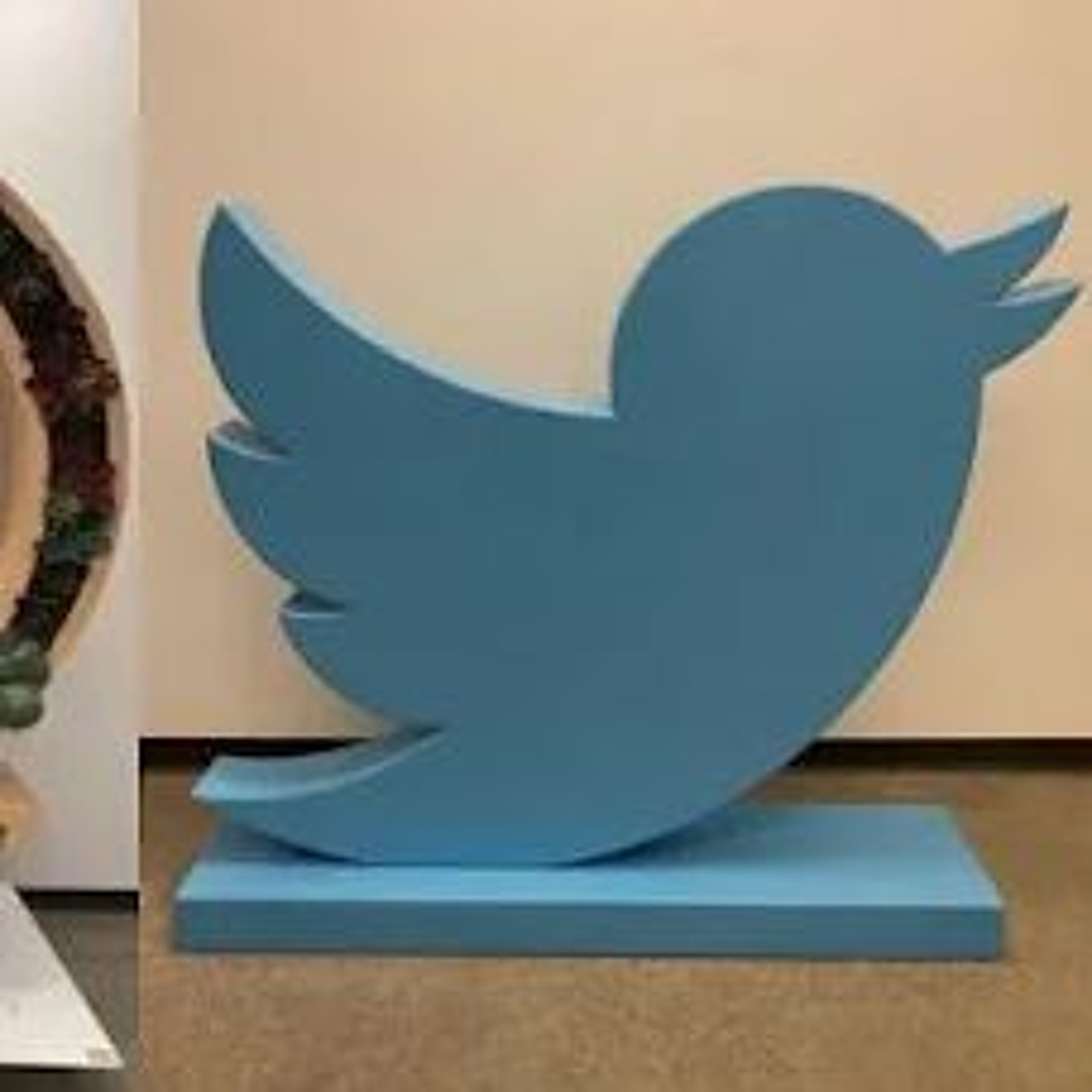 Twitter Auction(23.01.23) episode artwork