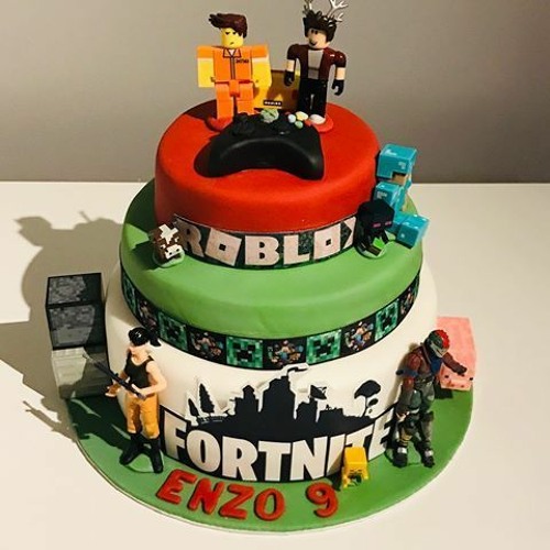 Roblox Birthday Cake 2EB  Roblox birthday cake, Roblox cake, Roblox