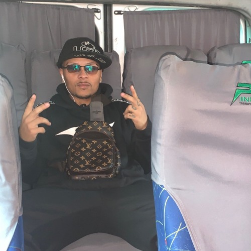 A FILHINHA DA MAMÃE GOSTA QUE MALTRATA