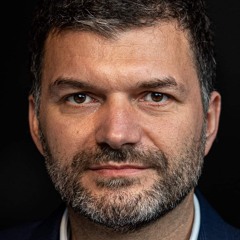 Mafia gunoaielor e complice cu politicienii