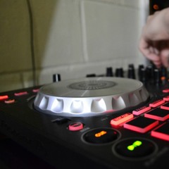 Dance In The House - Alejandro Gil